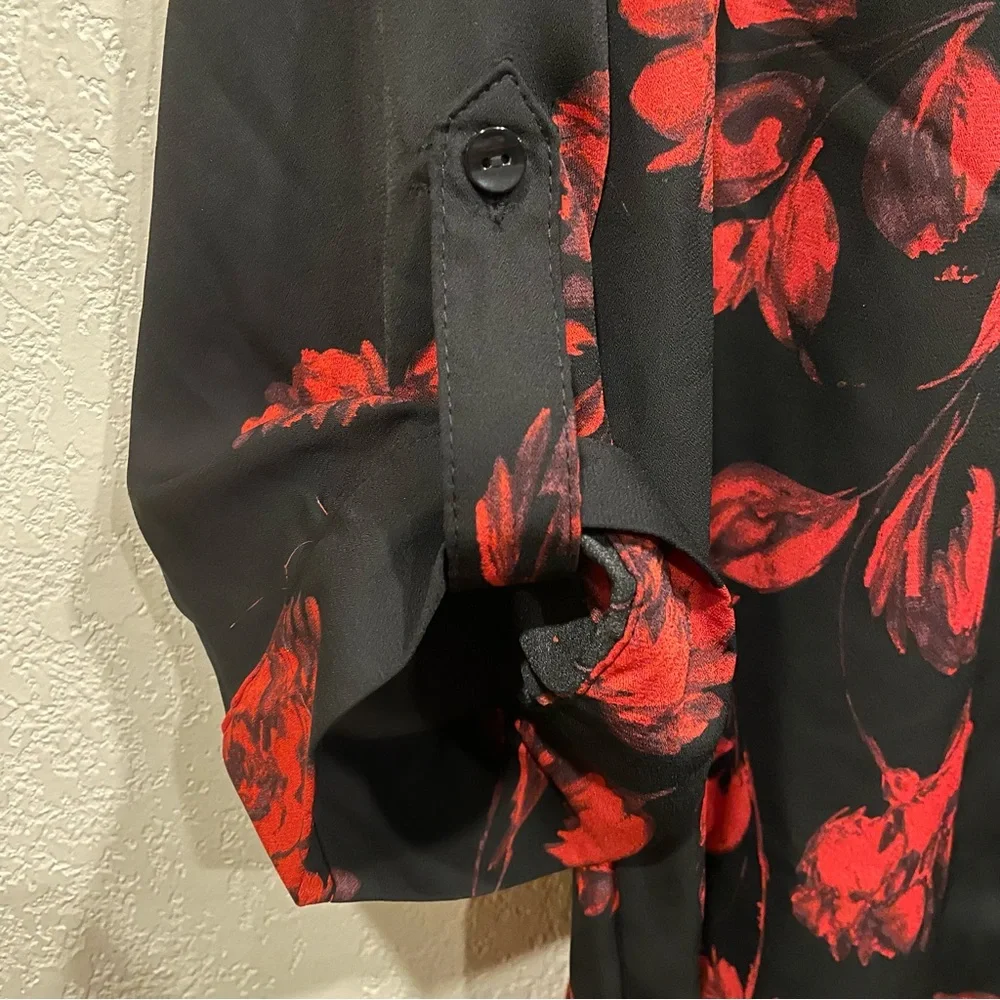 Black and Red Floral Women's Top - Picture 3 of 5
